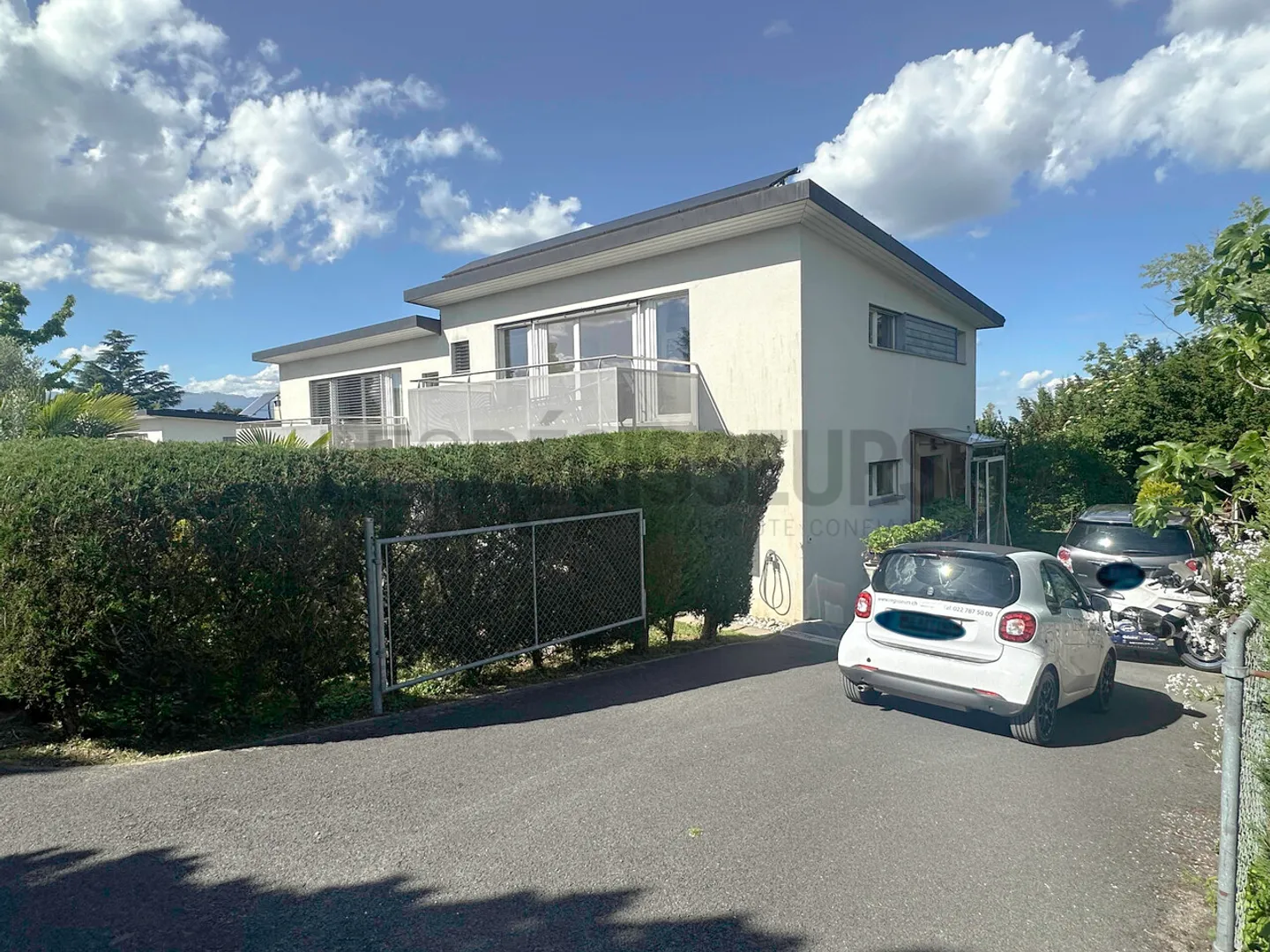 Zeitgenössische Doppelvilla in Plan-les-Ouates - Foto 1 von 6