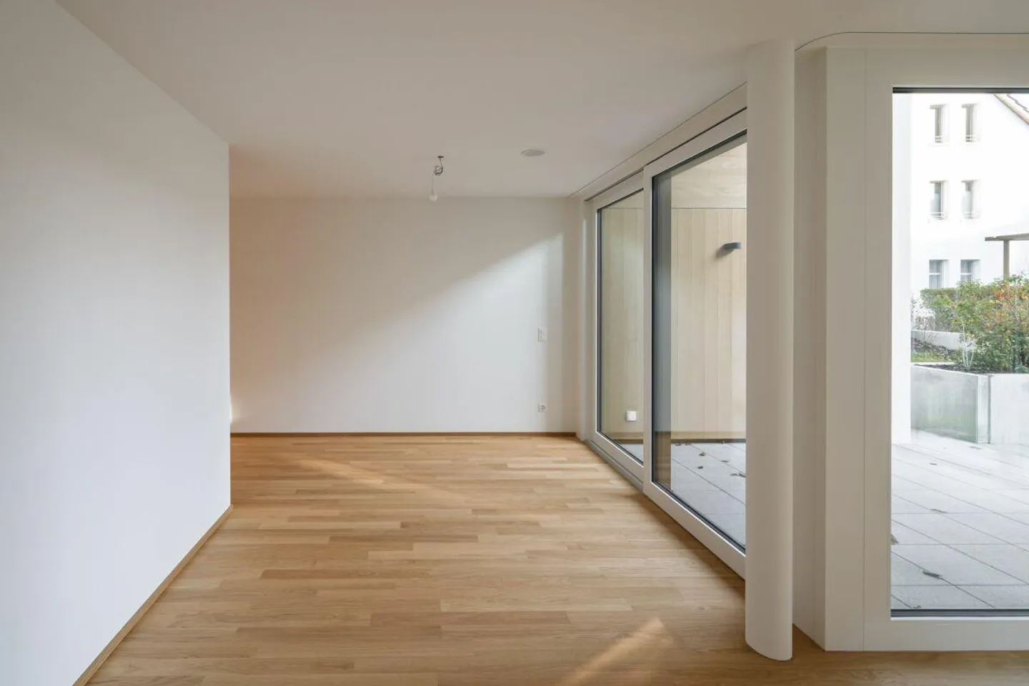 Stylish Garden Maisonette Apartment - Photo 5 of 22
