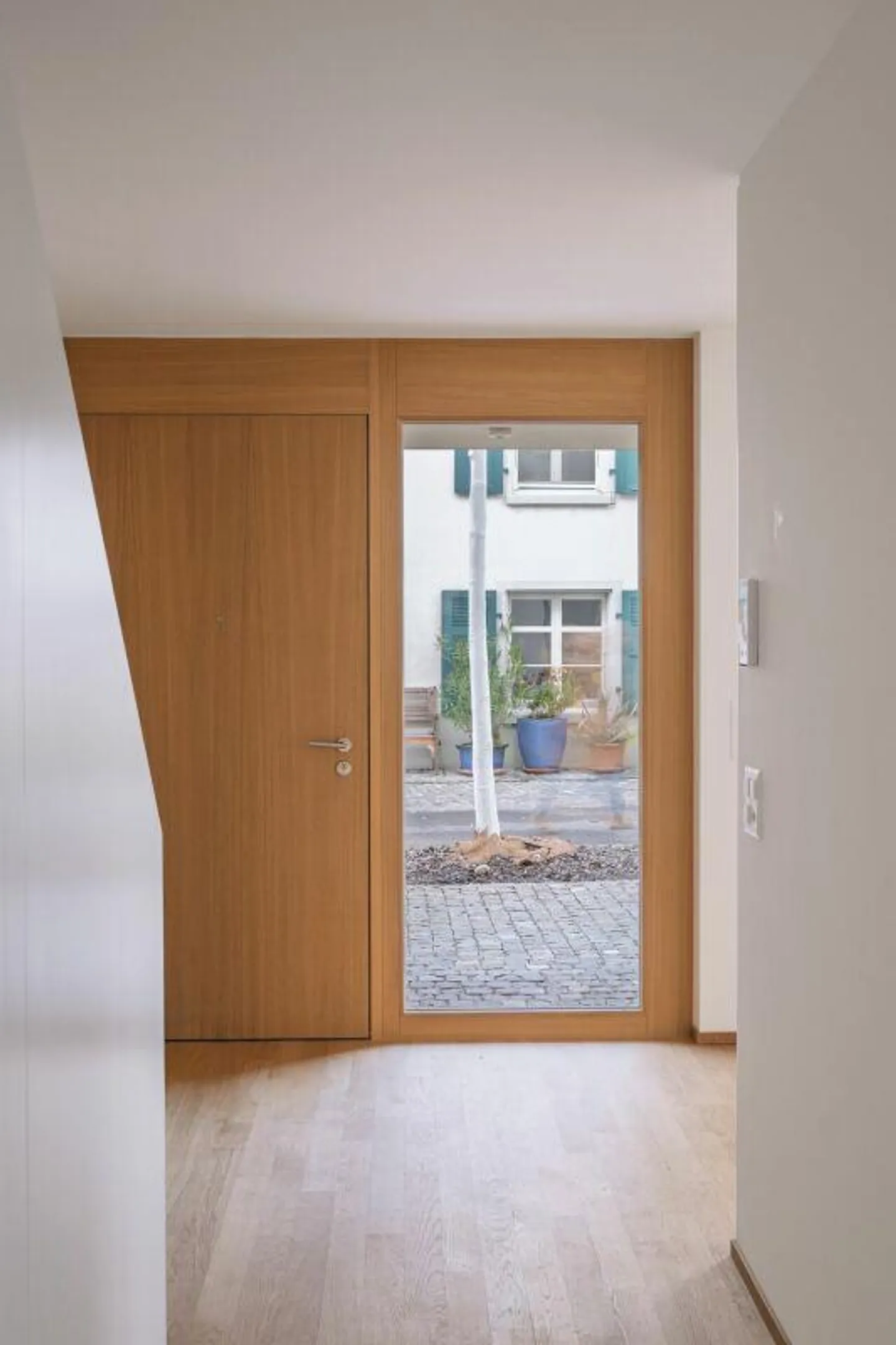 Stylish Garden Maisonette Apartment - Photo 14 of 22