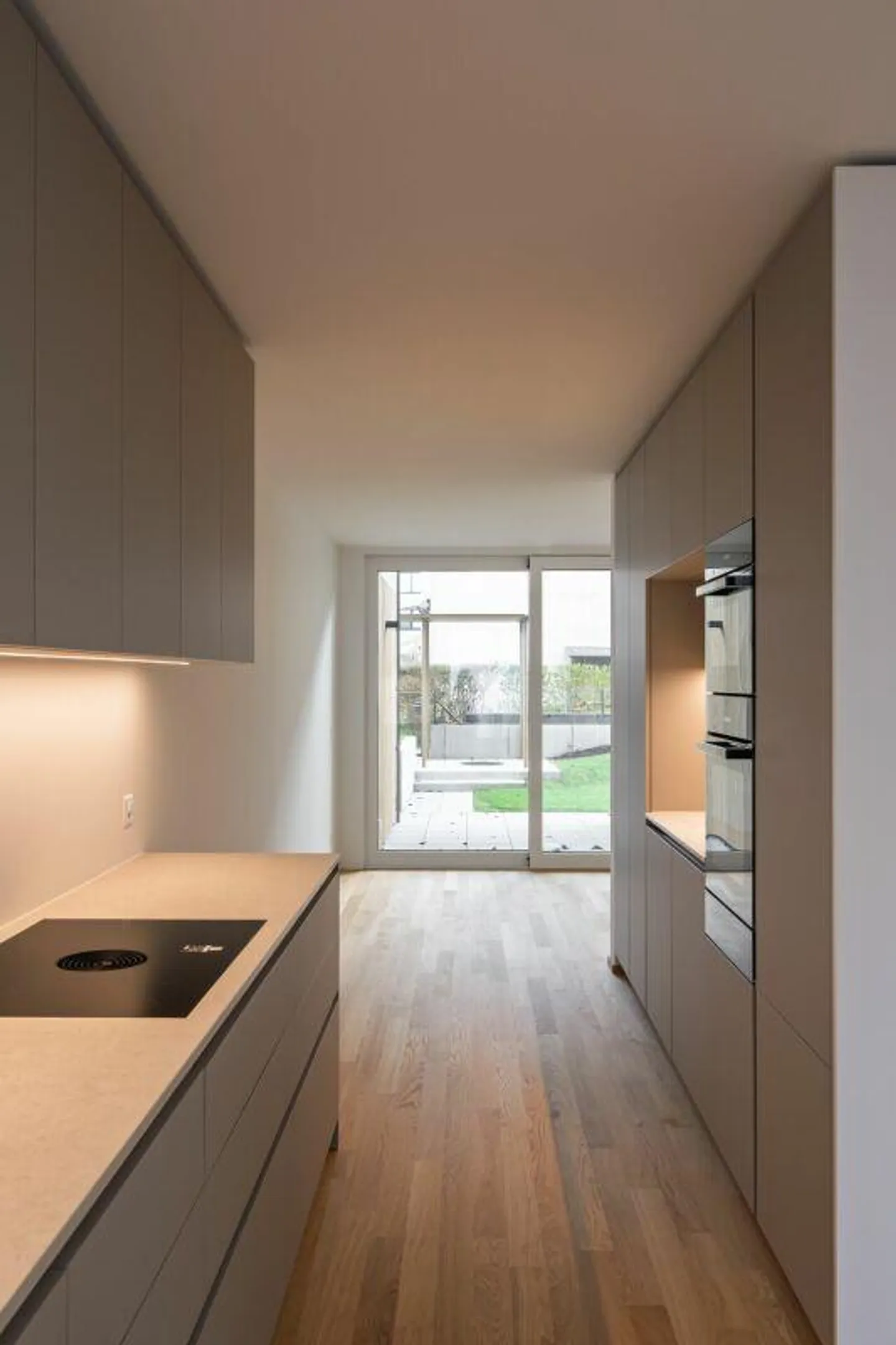 Stylish Garden Maisonette Apartment - Photo 10 of 22