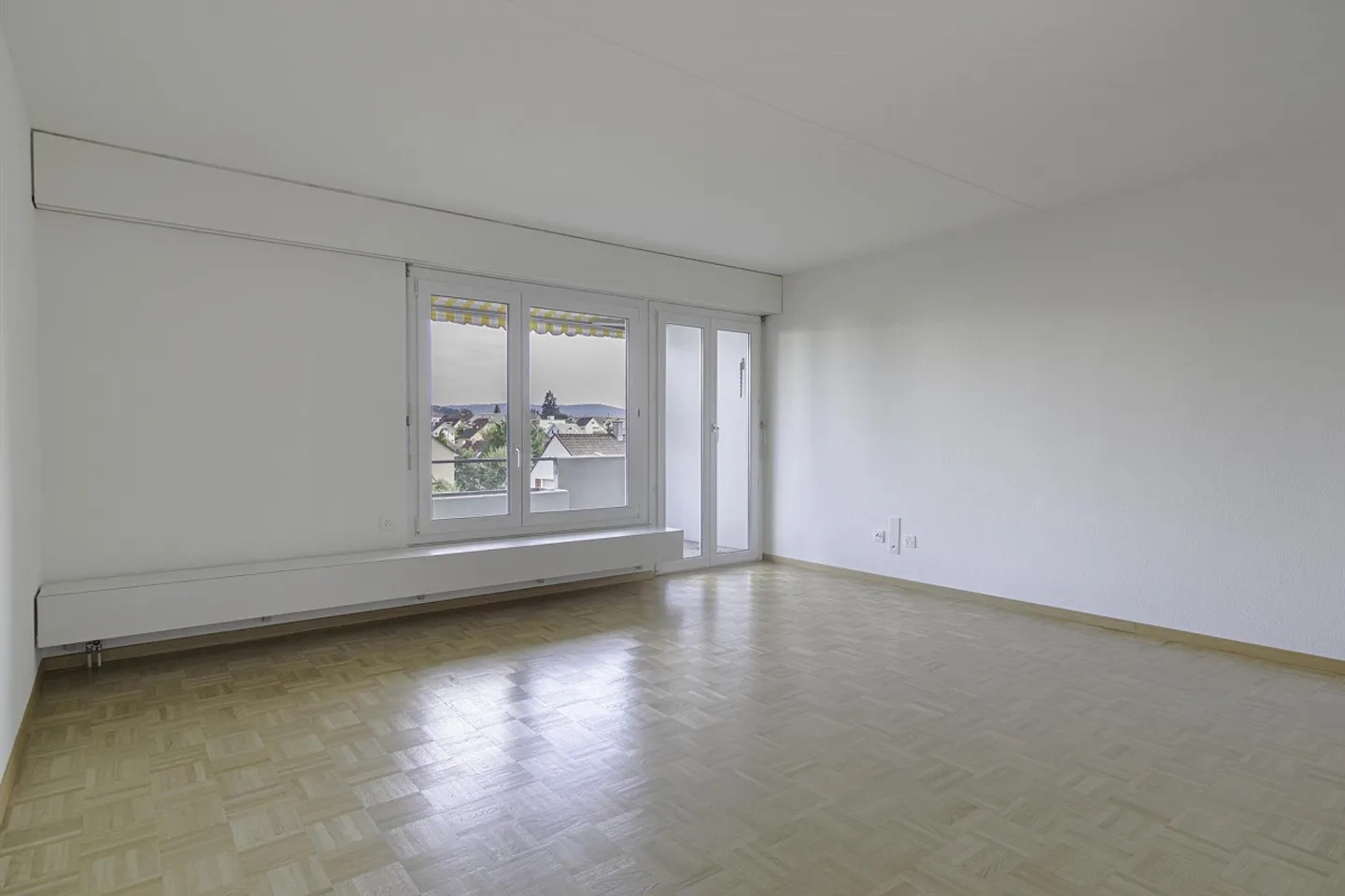 Bright apartment in Breite! - Photo 2 of 13