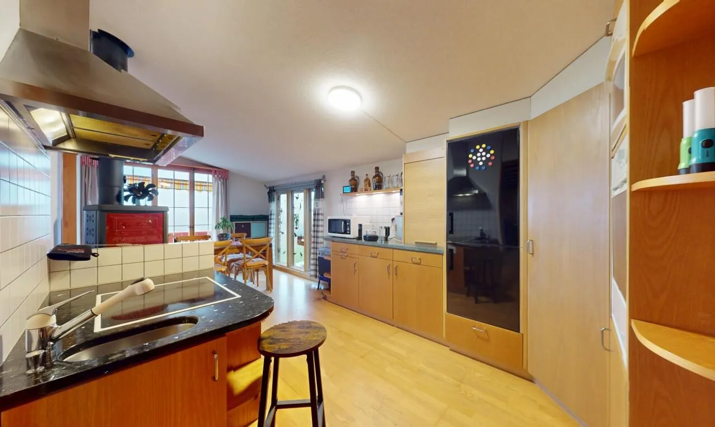 Incantevole casa unifamiliare con ampio spazio esterno - Foto 8 di 13