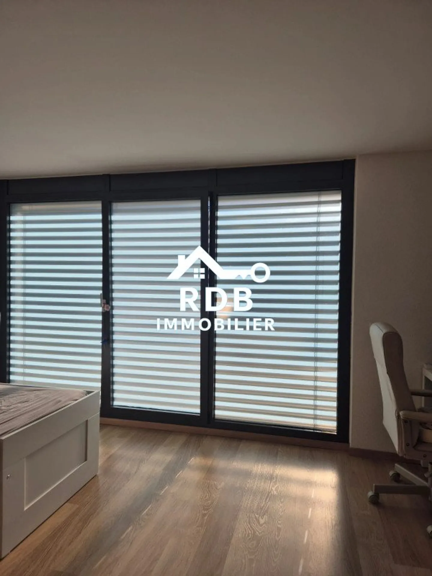 Charmant, lumineux et moderne studio à Genolier - Photo 5 sur 13