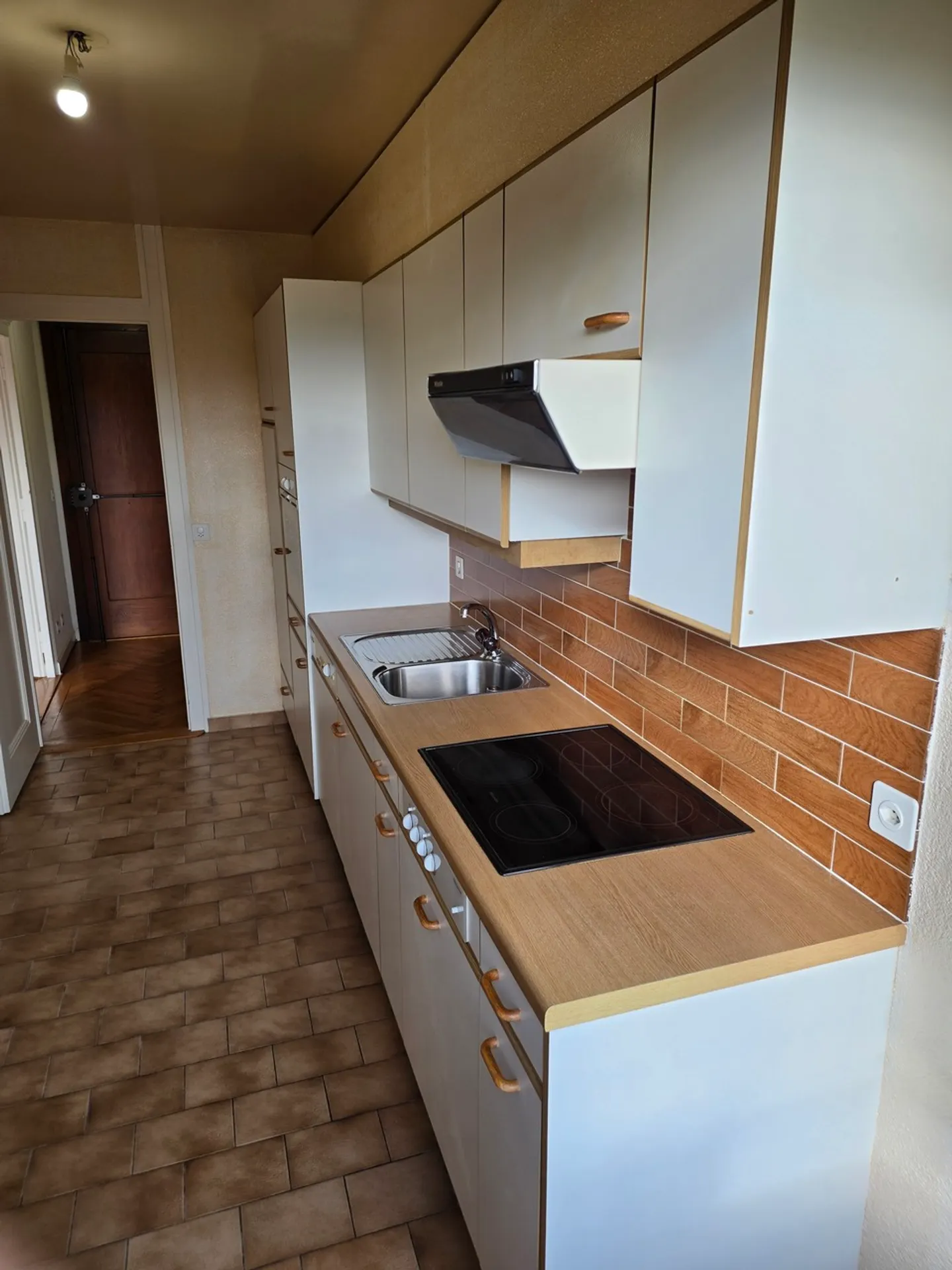 Charmante Wohnung mit Balkon - Foto 5 von 7
