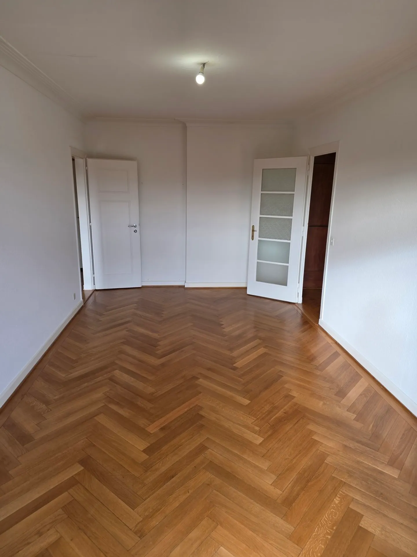 Charmante Wohnung mit Balkon - Foto 3 von 7