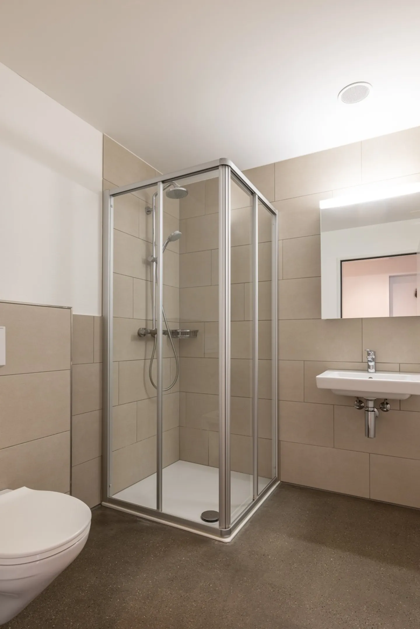 Schöne 2.5-Zimmer Erdgeschosswohnung - Foto 5 von 8