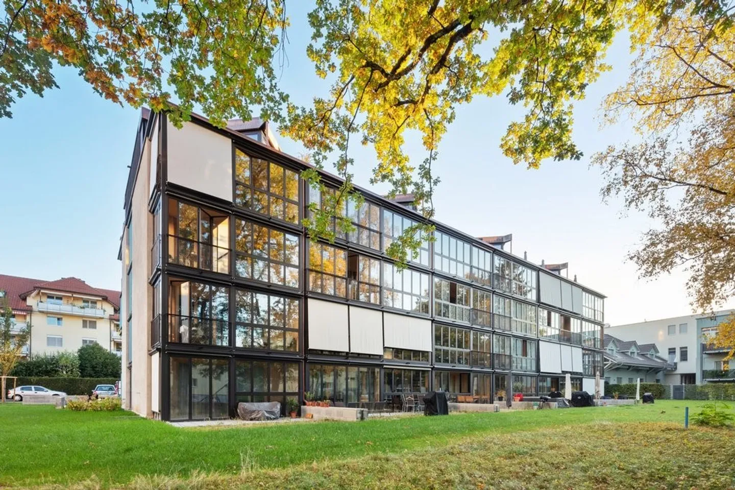 Modern Living in a Quiet Location in Beautiful Pfäffikon ZH - Photo 1 of 6