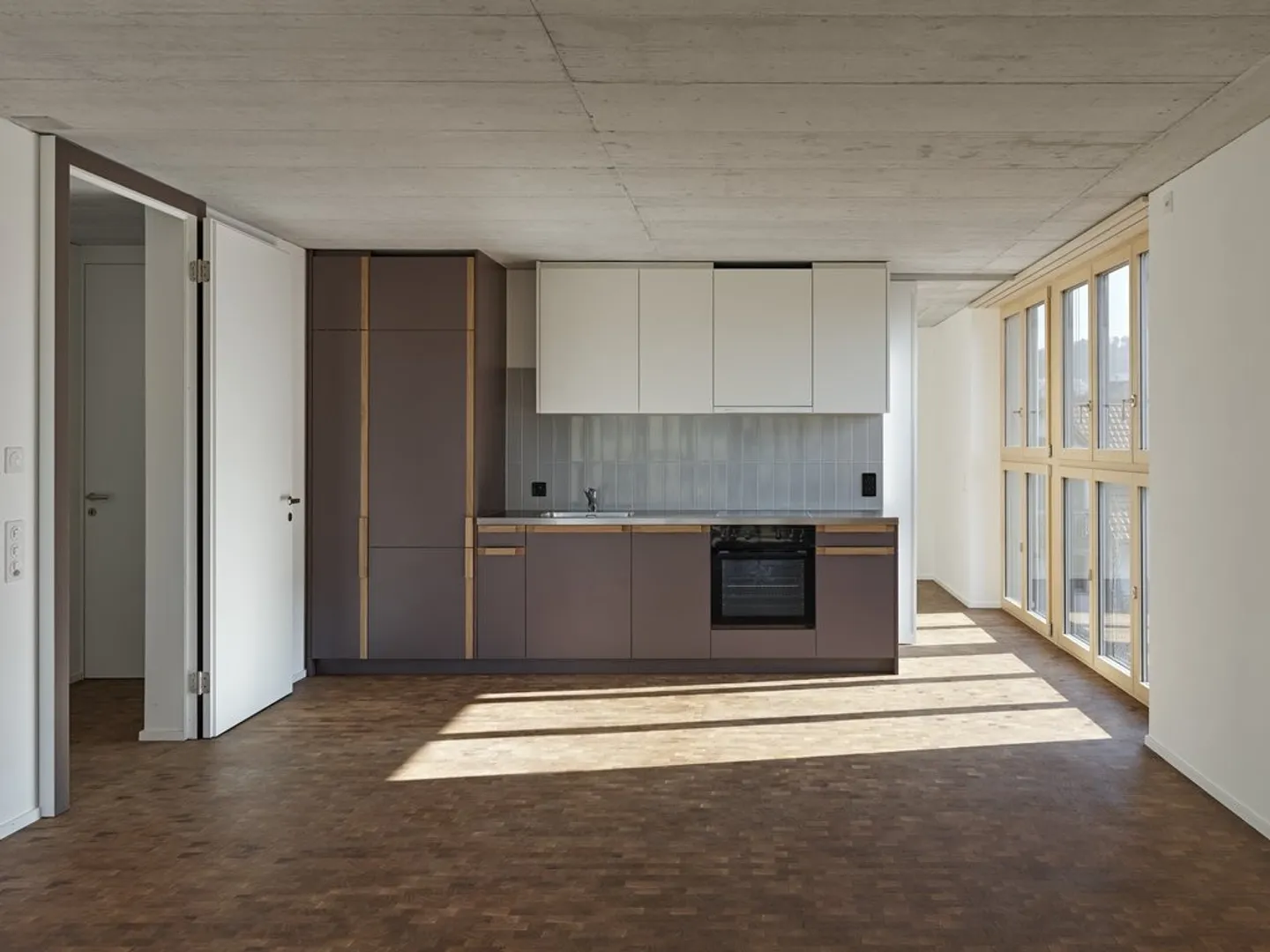 Modern Living in a Quiet Location in Beautiful Pfäffikon ZH - Photo 3 of 6