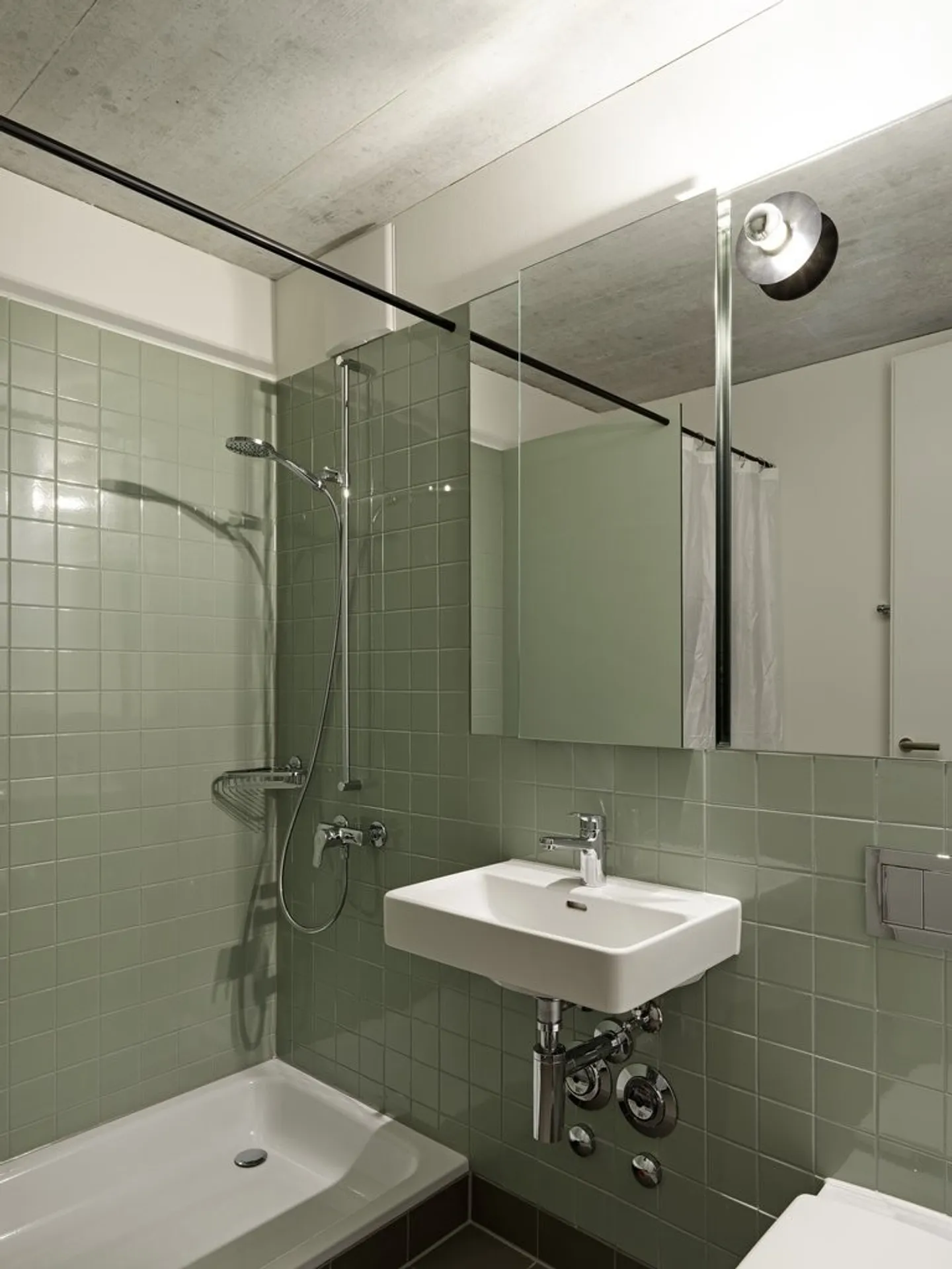 Modern Living in a Quiet Location in Beautiful Pfäffikon ZH - Photo 6 of 6
