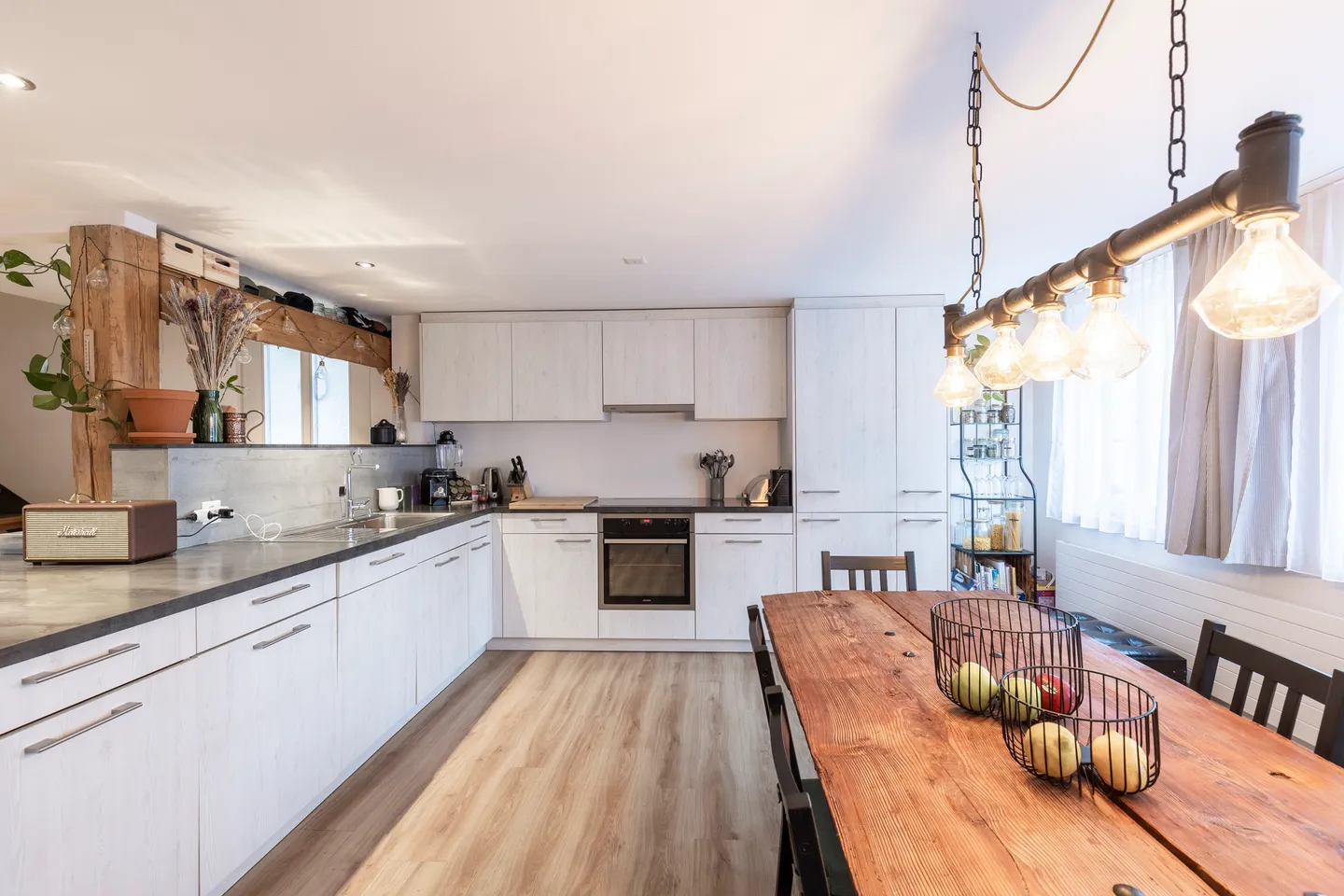 Casa plurifamiliare con un mix di appartamenti versatile e superfici accessorie - Foto 5 di 9