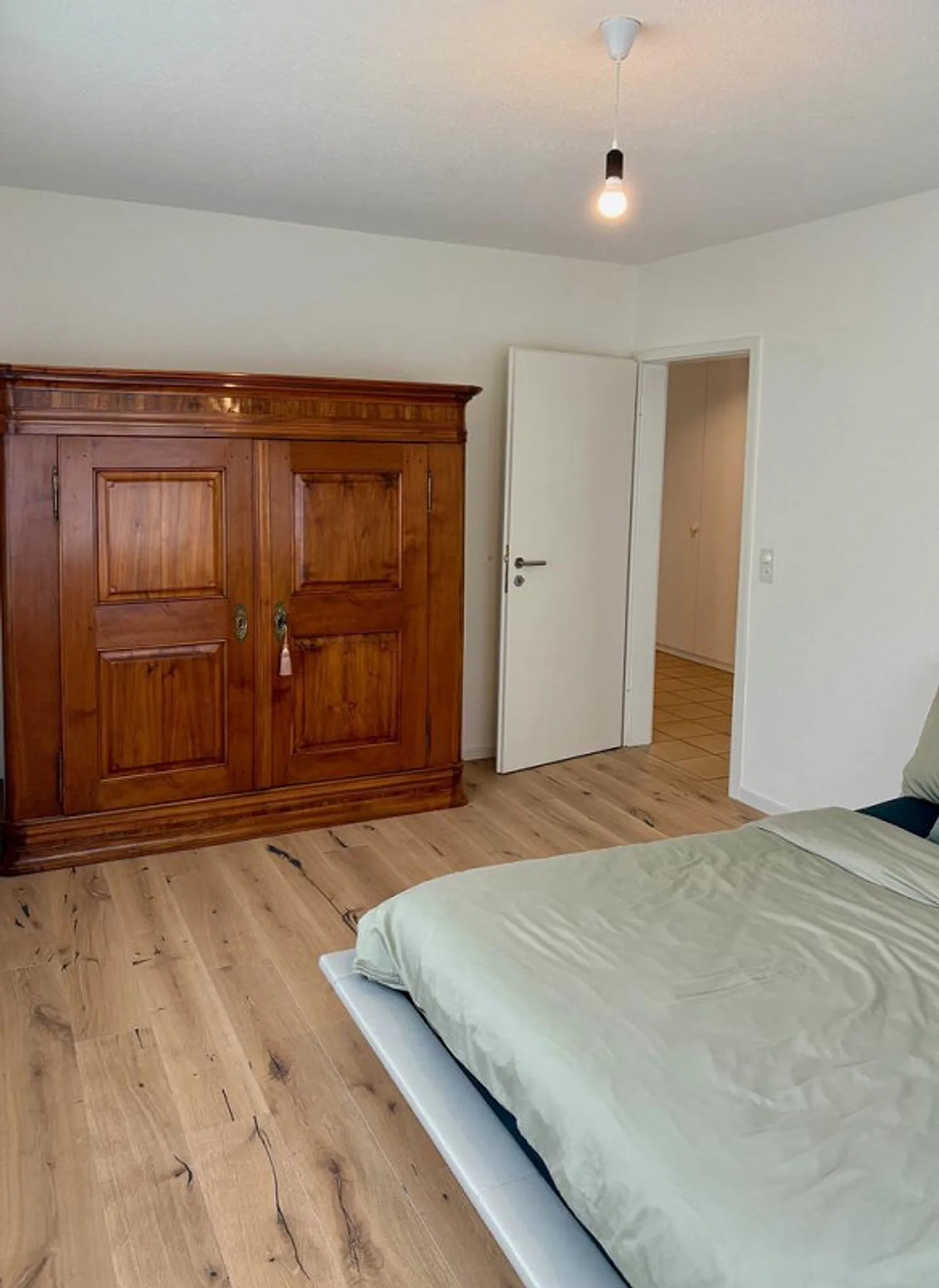 Spacious 7.5-room single-family house with a very large garden! - Photo 10 of 12