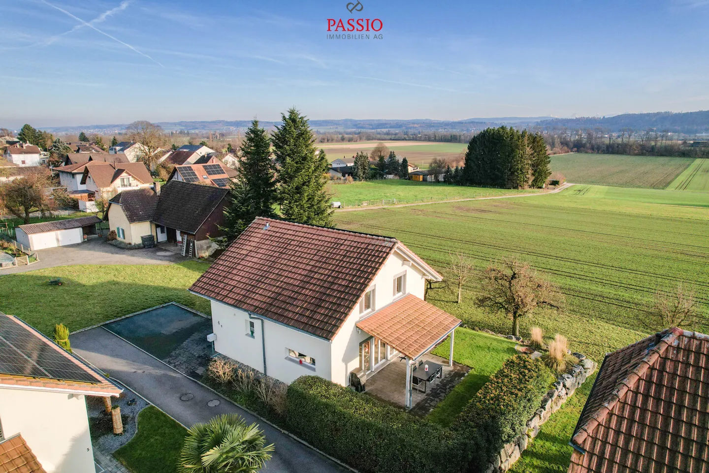 Casa unifamiliare di 5,5 stanze ben curata in una posizione privilegiata - Foto 27 di 31