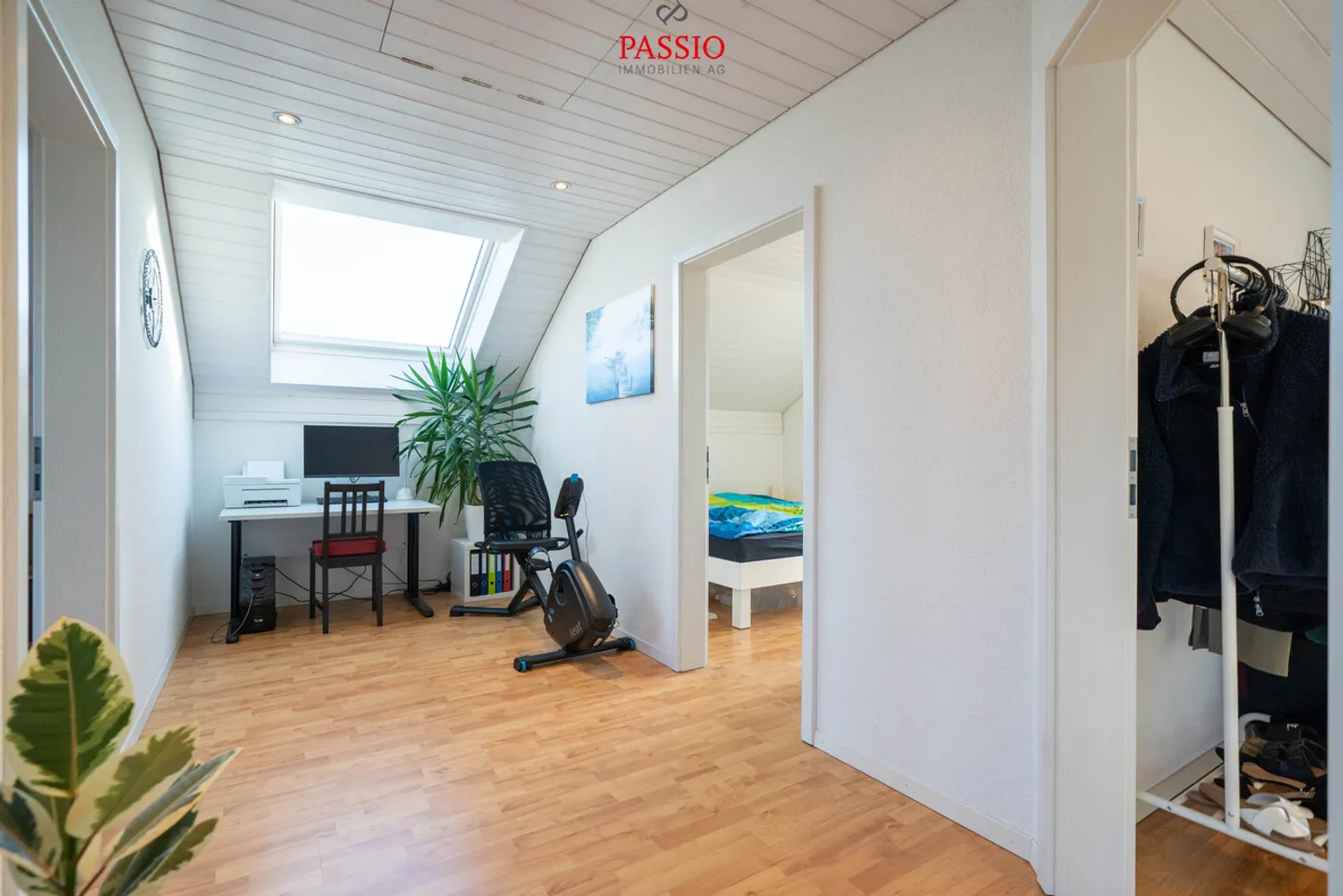 Casa unifamiliare di 5,5 stanze ben curata in una posizione privilegiata - Foto 14 di 31