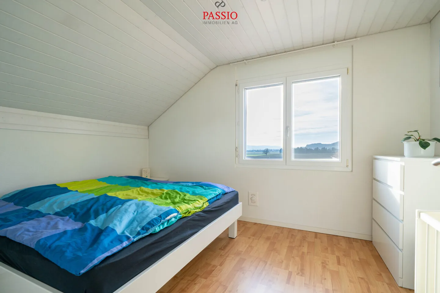 Casa unifamiliare di 5,5 stanze ben curata in una posizione privilegiata - Foto 17 di 31