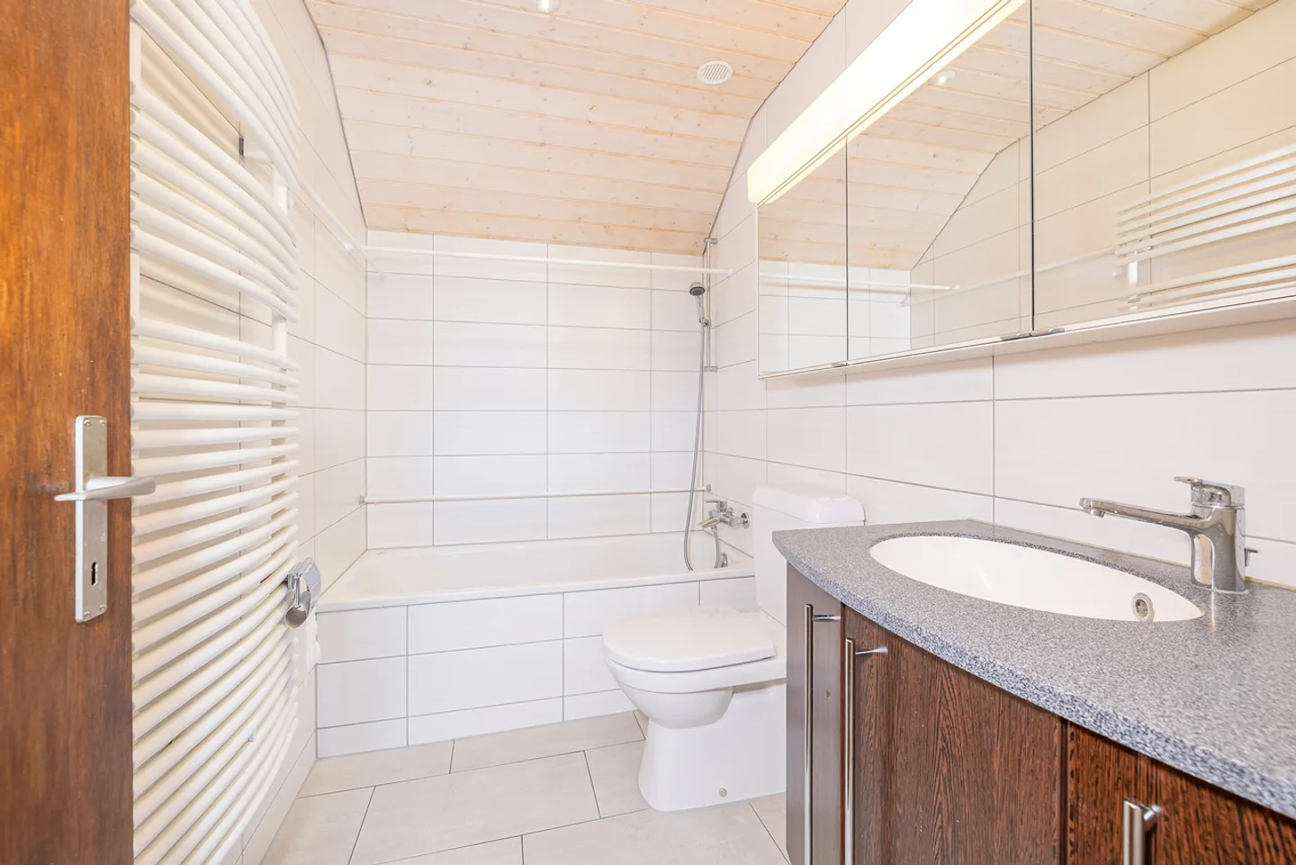 Maison spacieuse pour des concepts de vie individuels - Photo 10 sur 13