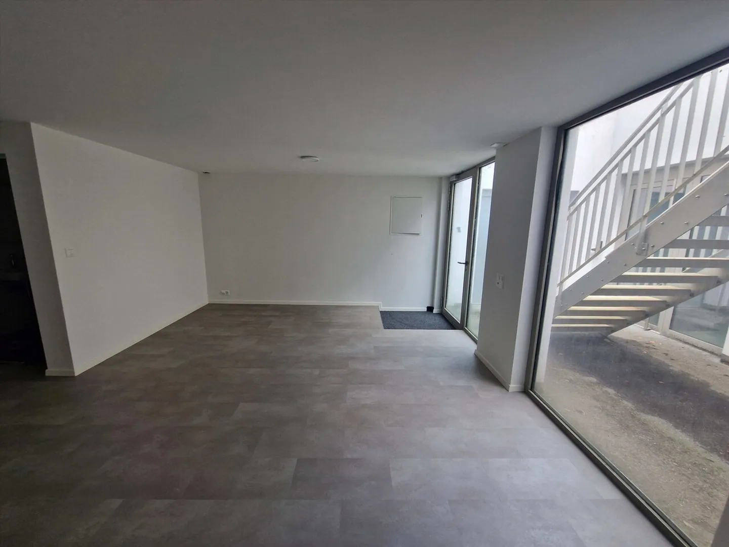 Vielseitiger Gewerberaum - Foto 2 von 4
