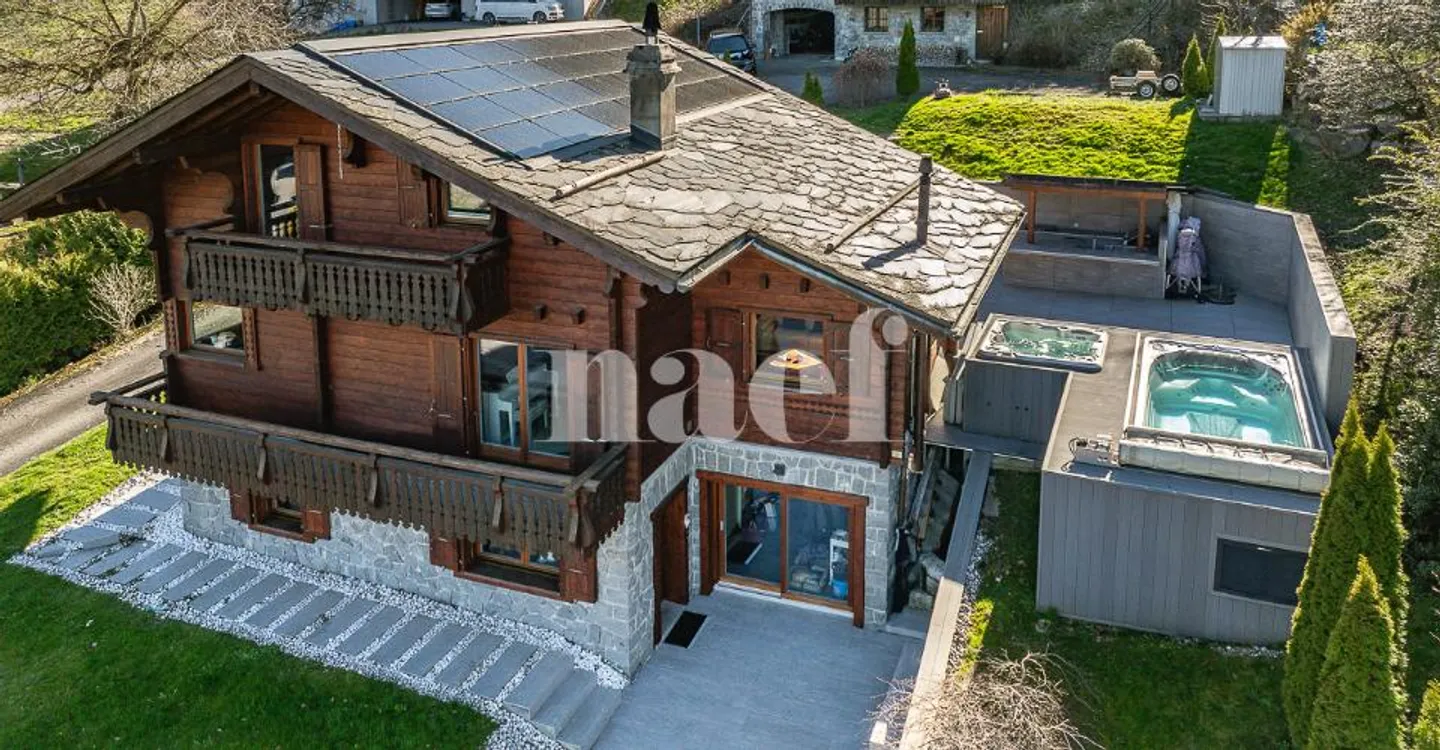 Chalet Incantevole e Comfort Moderno - Foto 3 di 12