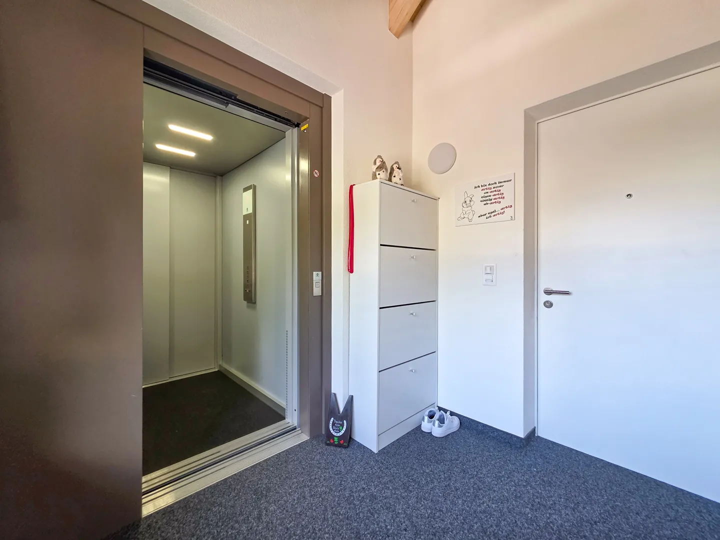 Modernes Penthouse mit Aussicht - Foto 1 von 19