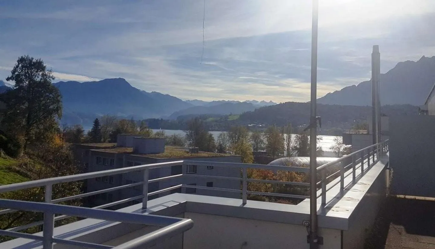 Agisci ora - vista da sogno! - Foto 1 di 6