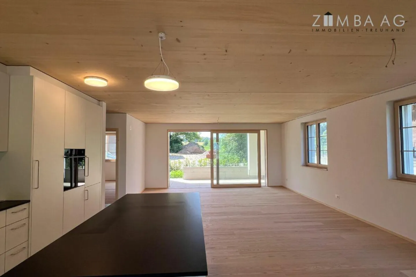 In campagna, in una nuova casa trifamiliare con ascensore - Foto 5 di 13