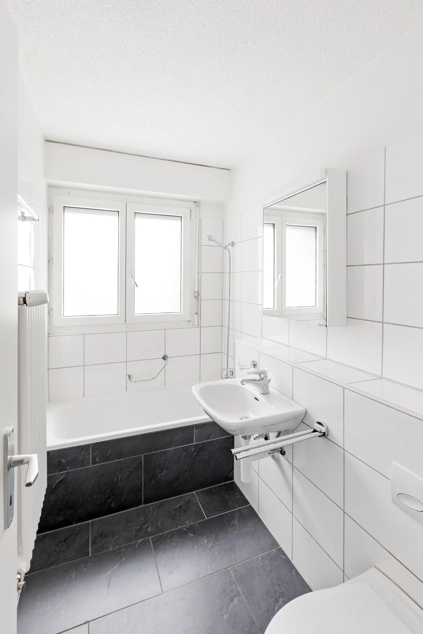 Modernes Apartment mit Balkon - Foto 5 von 8