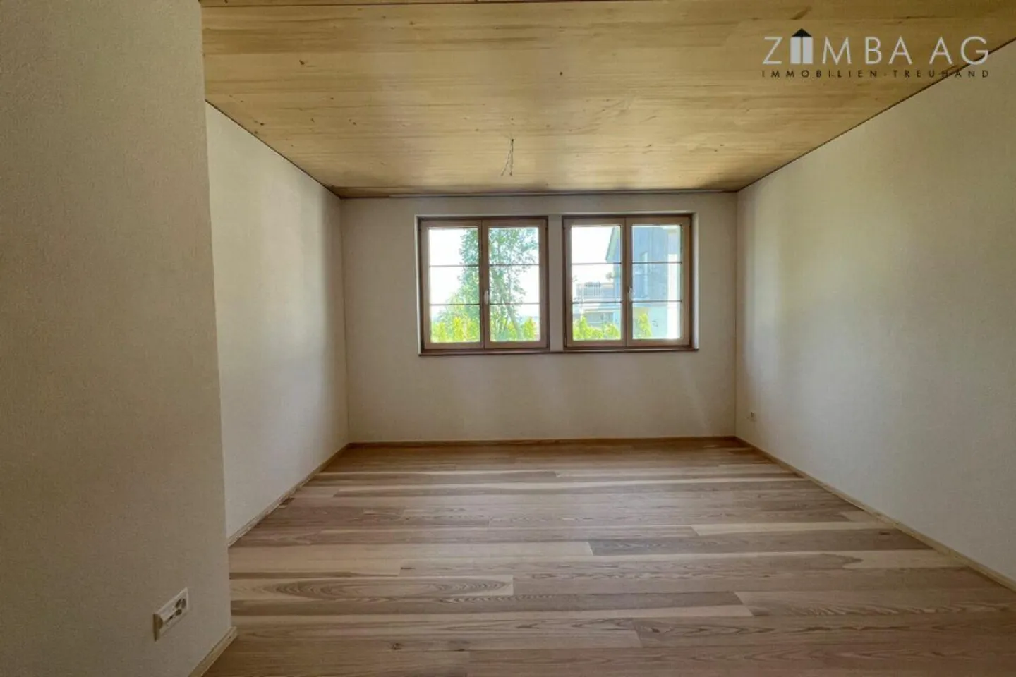 In campagna, in una nuova casa trifamiliare con ascensore - Foto 8 di 13