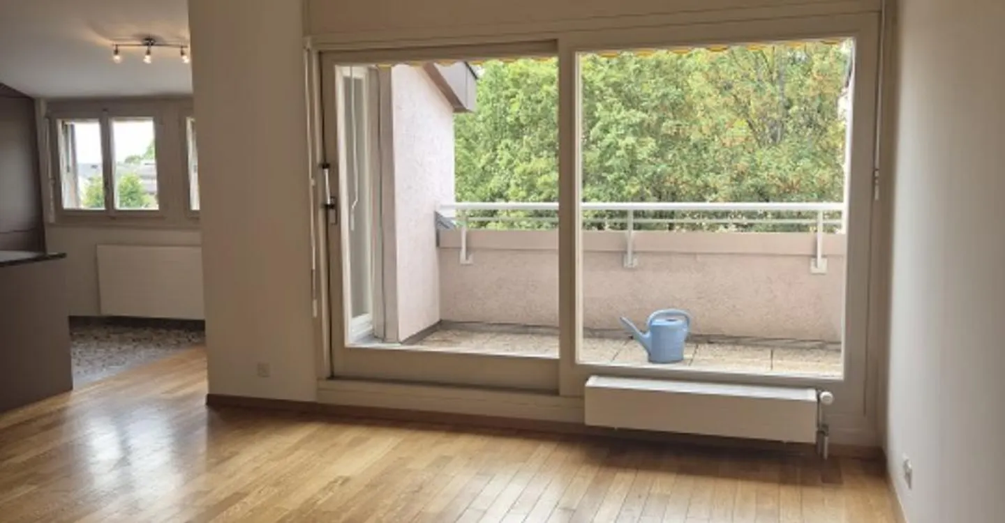4-room apartment on the 3rd floor in a green setting in Cologny - Photo 3 of 12