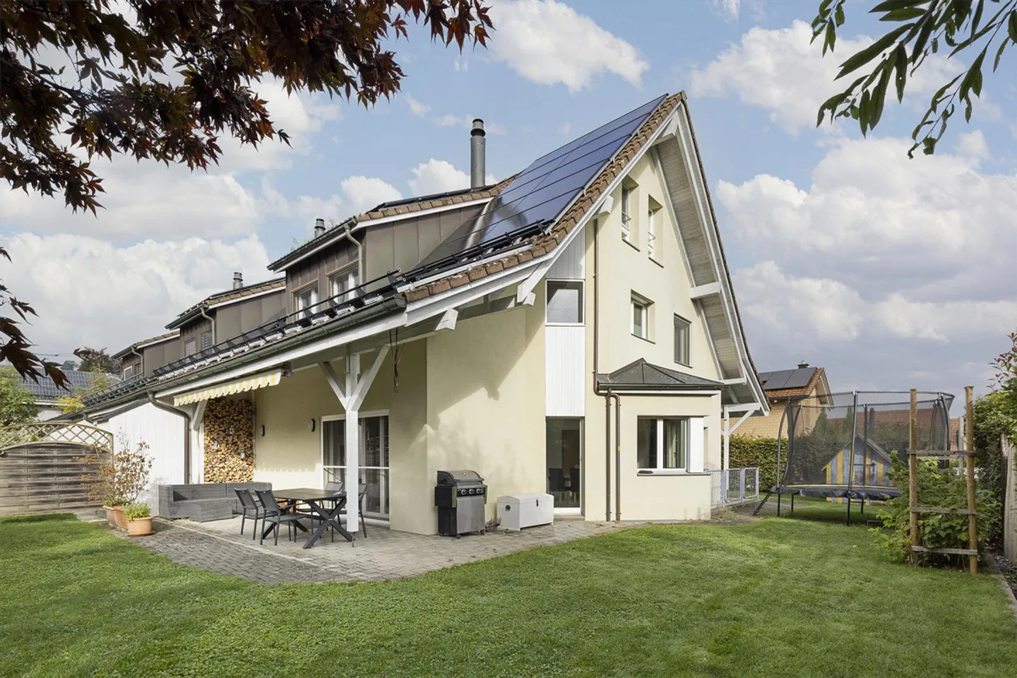 Charmantes Familienhaus in ruhiger Lage - Foto 2 von 15