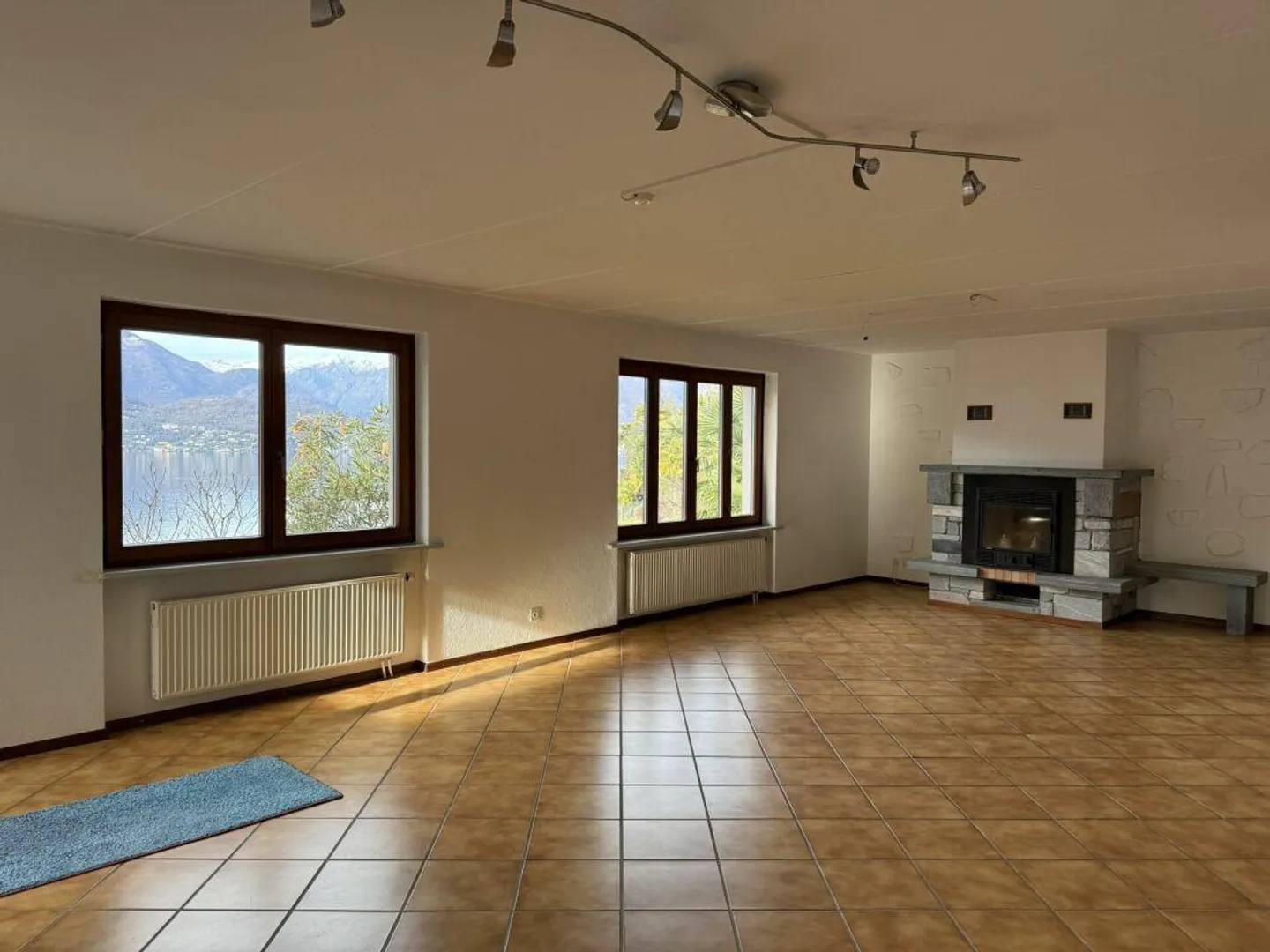 Spacious House in Idyllic Location - Photo 6 of 9