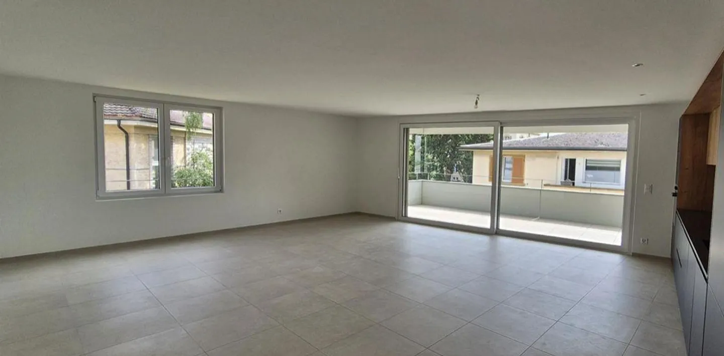 Hochwertige Wohnung mit Terrasse in Neuenburg - Foto 3 von 4
