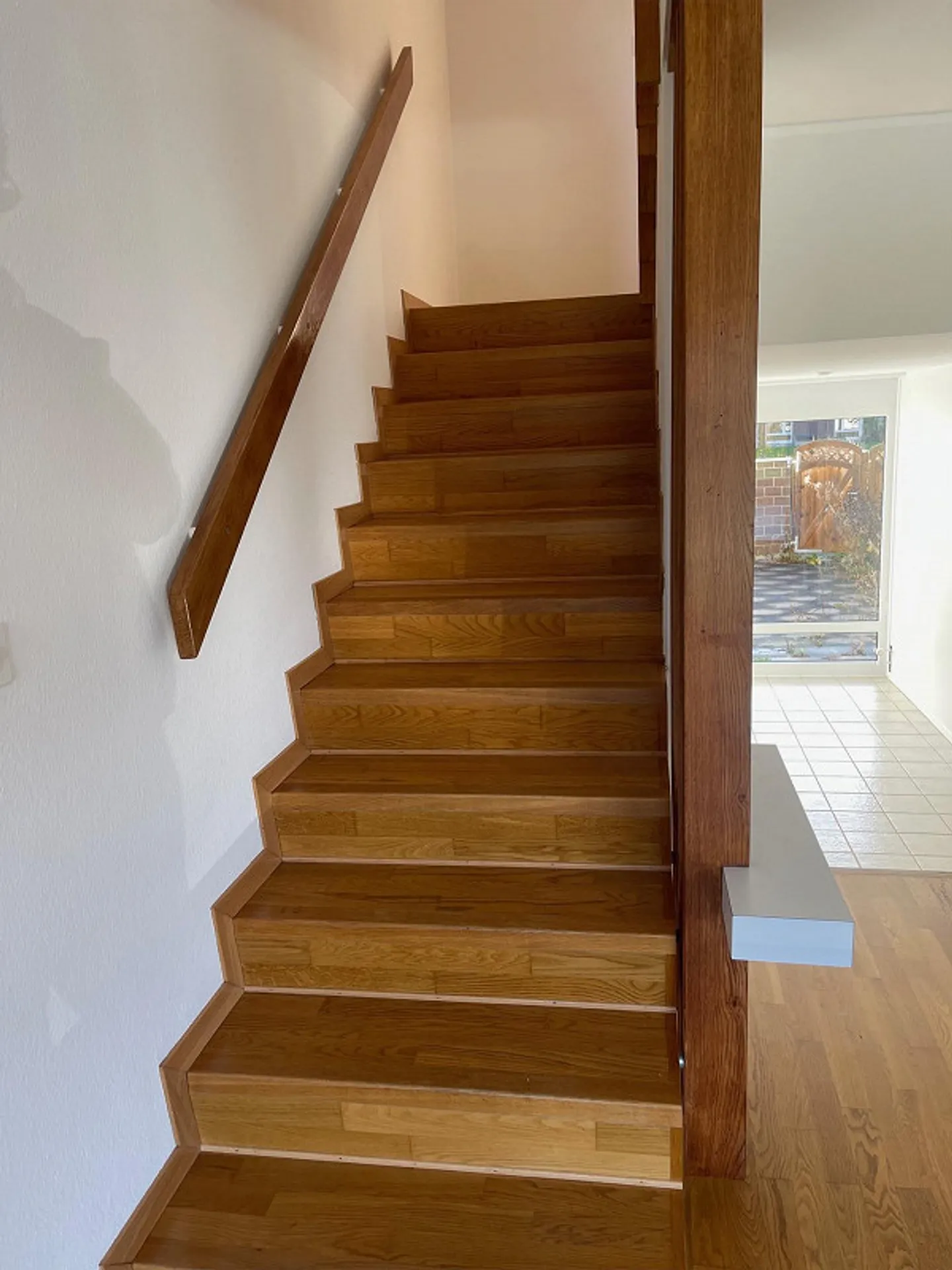 Casa a schiera di 5,5 stanze con vista sul verde - Foto 5 di 9