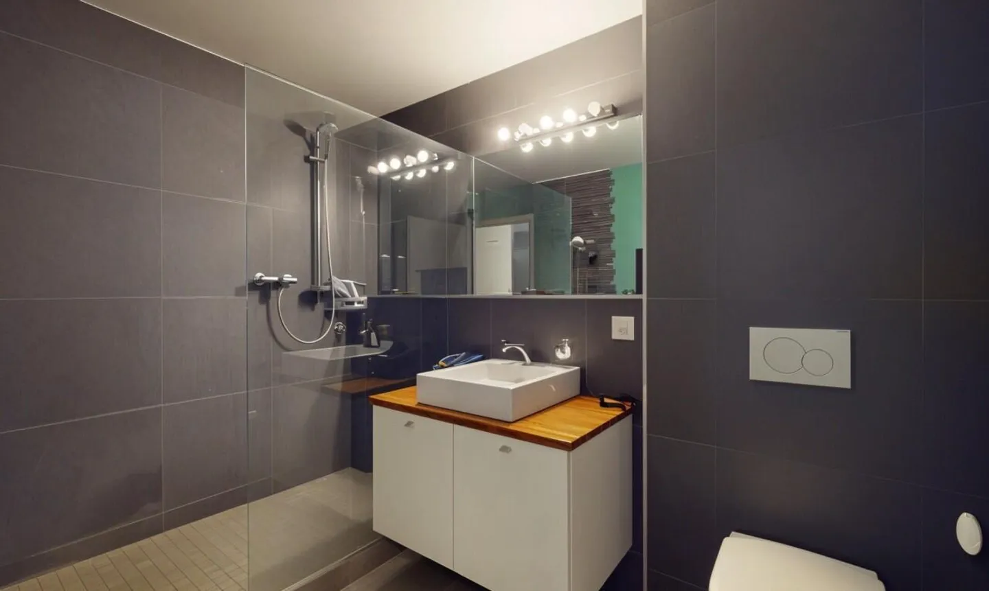 Zeitgenössische Wohnung in der Nähe des Stadtzentrums - Foto 7 von 9