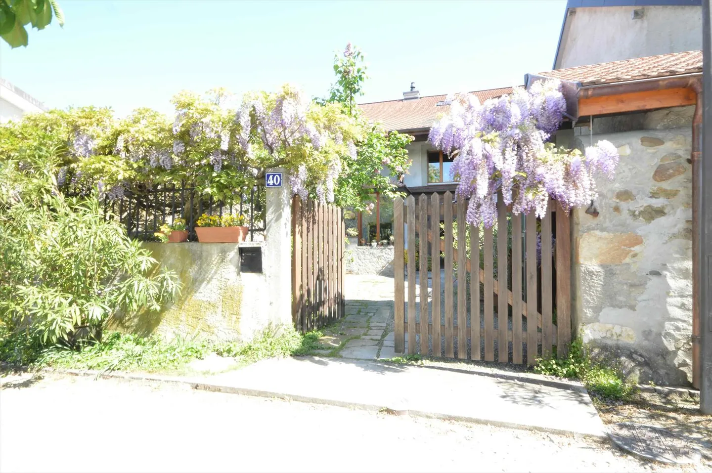 Rare opportunity - Occupied life annuity in Collonge-Bellerive - Photo 2 of 16