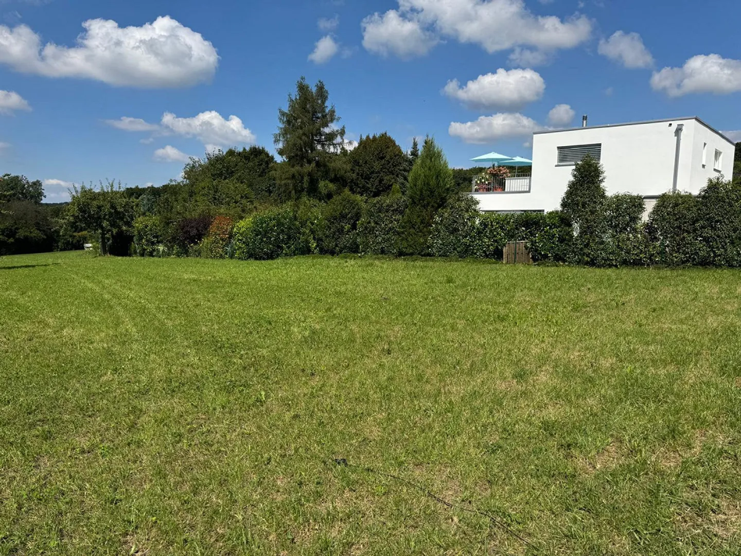 Dreamlike plot in Hochwald including building reserve and approved project - Photo 1 of 13