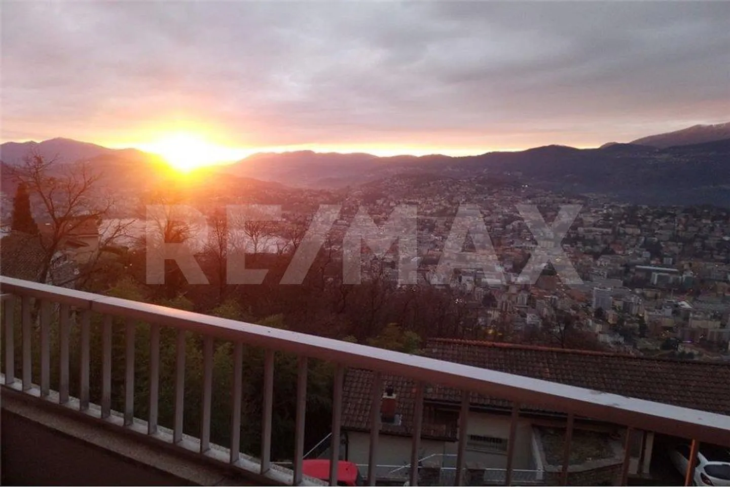 Eleganza e comfort con vista mozzafiato - Appartamento ad Aldesago - Foto 7 di 13