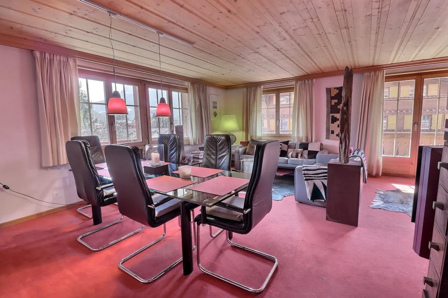 Schöne 4-Zimmer-Wohnung mit großem Balkon - Foto 2 von 13