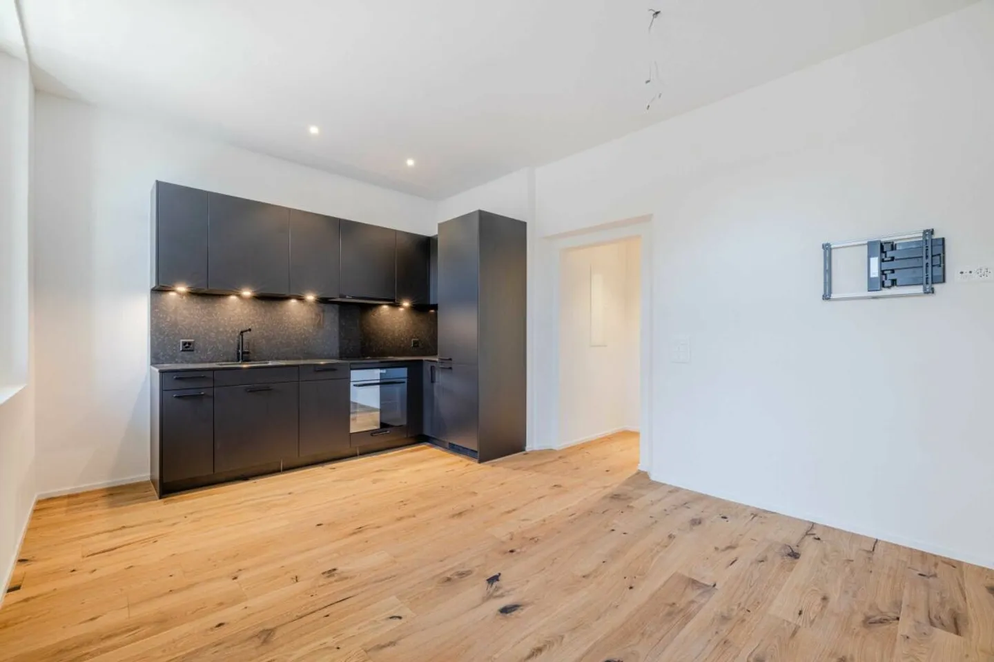 Appartement de 2,5 pièces de haute qualité au centre de Rebstein - Photo 1 sur 6