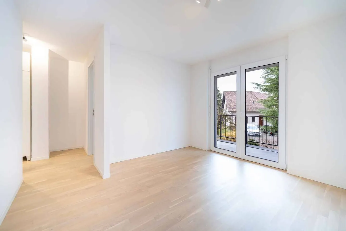 Magnificent 4.5-room apartment with a view of the lake and mountains in St-Prex - Photo 8 of 12