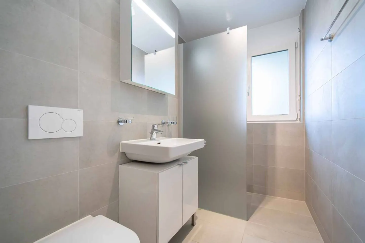 Magnificent 4.5-room apartment with a view of the lake and mountains in St-Prex - Photo 12 of 12