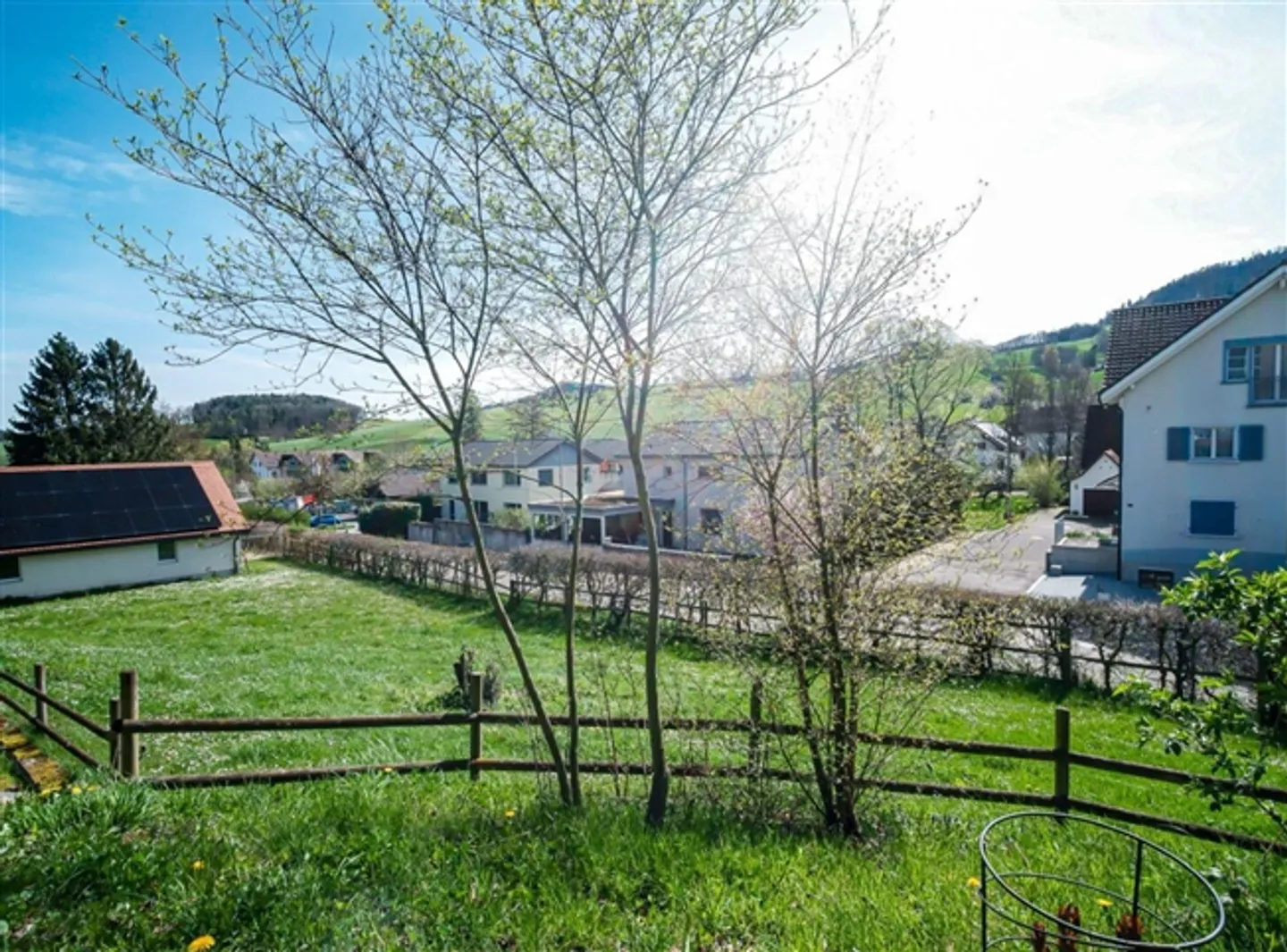 Two exclusive single-family house projects - Photo 2 of 4