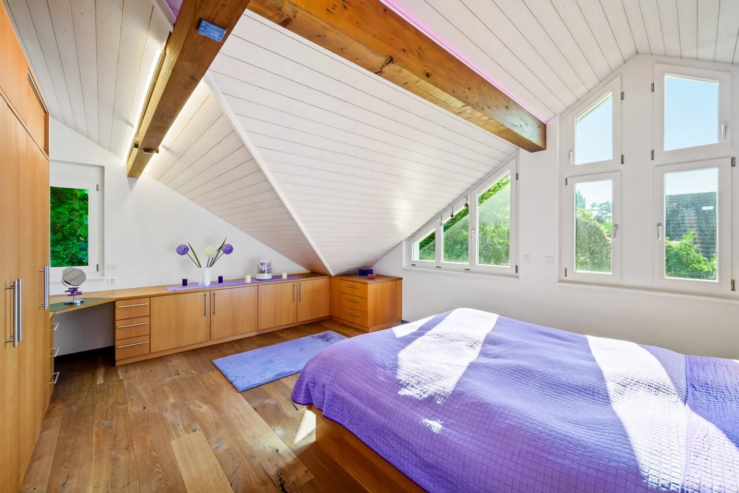 Casa bifamiliare esclusiva con privacy e tanto verde - Foto 8 di 16