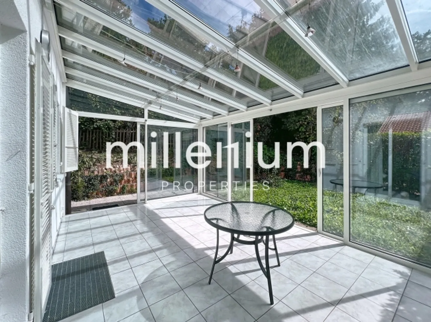 Familienhaus mit Garten in Bellevue - Foto 3 von 11