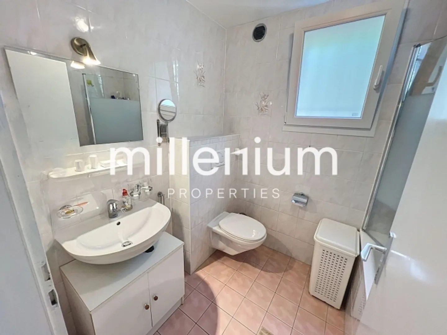 Familienhaus mit Garten in Bellevue - Foto 7 von 11