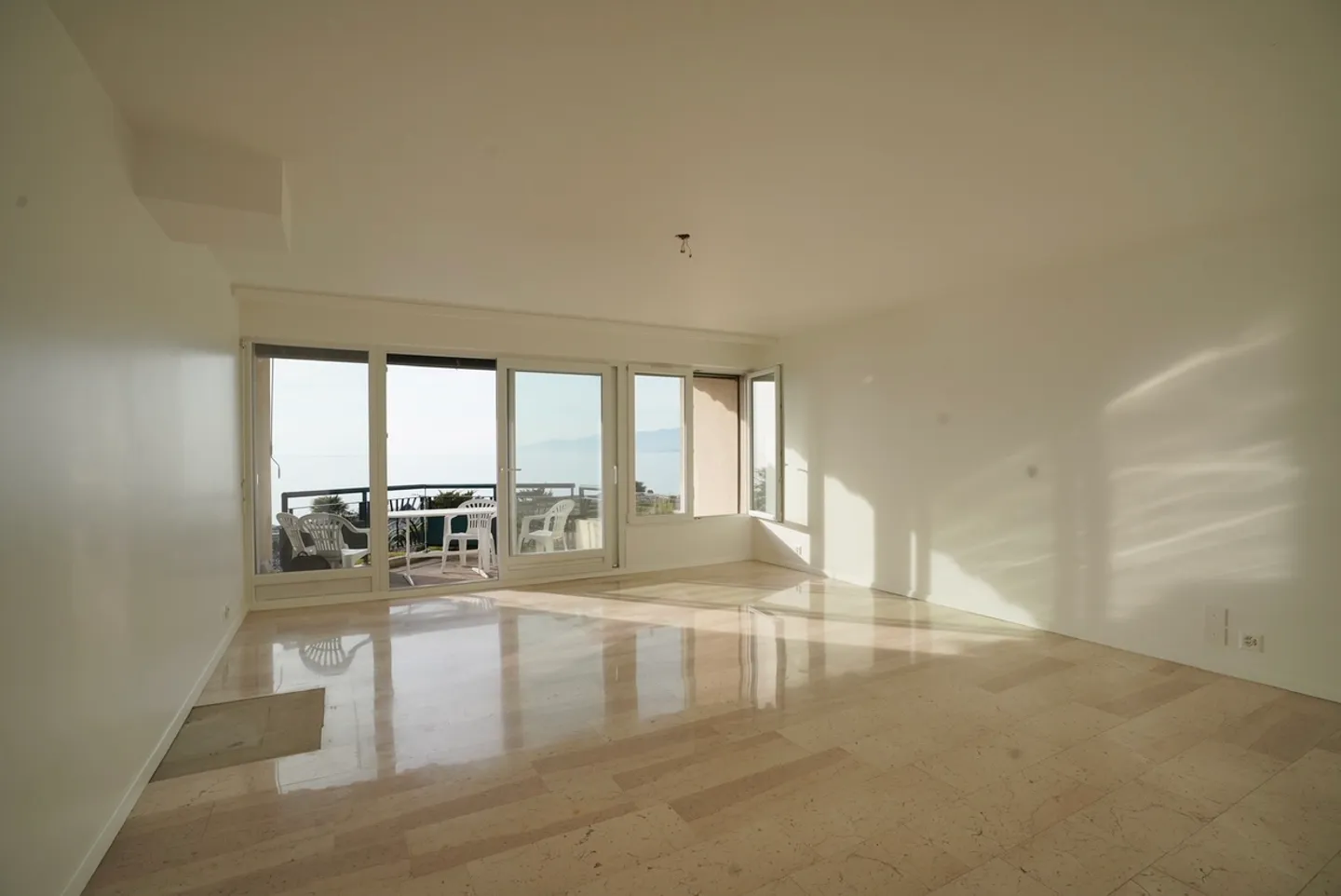 Duplex 3.5 rooms - Photo 1 of 17