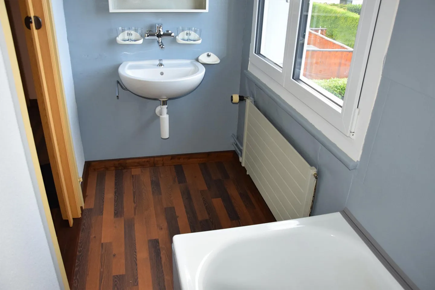 Detached single-family house with separate garage - Photo 16 of 16