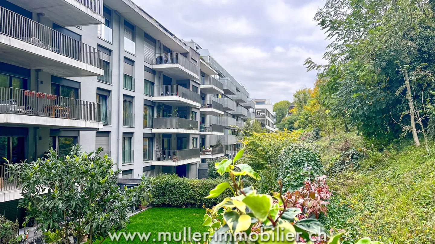 Schöne moderne Wohnung in einer grünen Umgebung - Foto 1 von 12