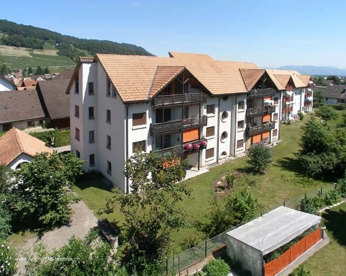 Appartement confortable et accessible de 1,5 pièces avec terrasse - Photo 5 sur 6