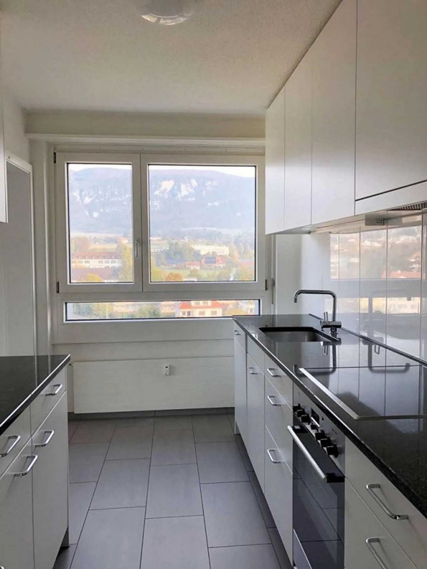 Wohnen mit Aussicht - Ihr neues Zuhause an bester Lage in Solothurn - Foto 4 von 6