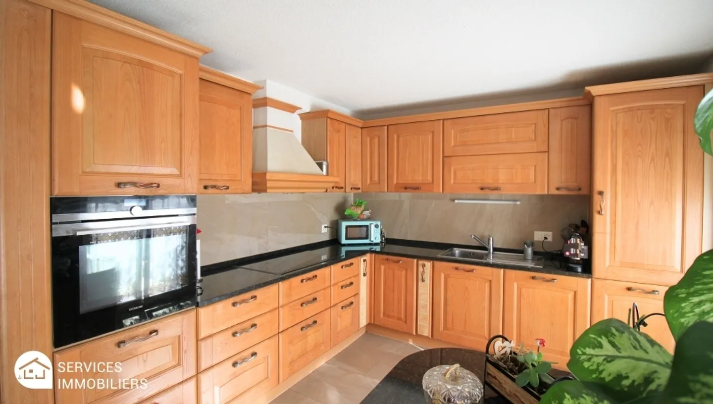 Appartement avec Jardin - Photo 2 sur 18