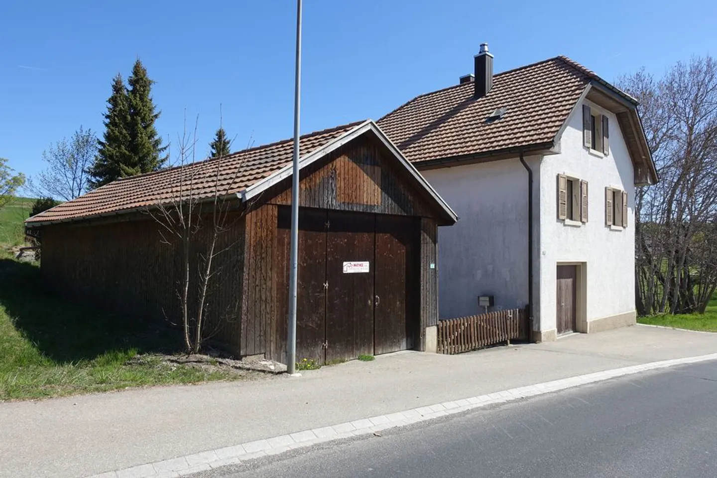Haus 6,5 Zimmer - Foto 2 von 10